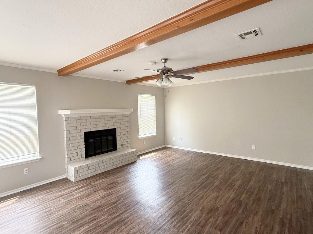1110 E 137th Pl - Photo 4 of 23