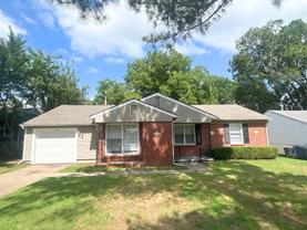2425 S Sandusky Ave - Photo 1 of 1