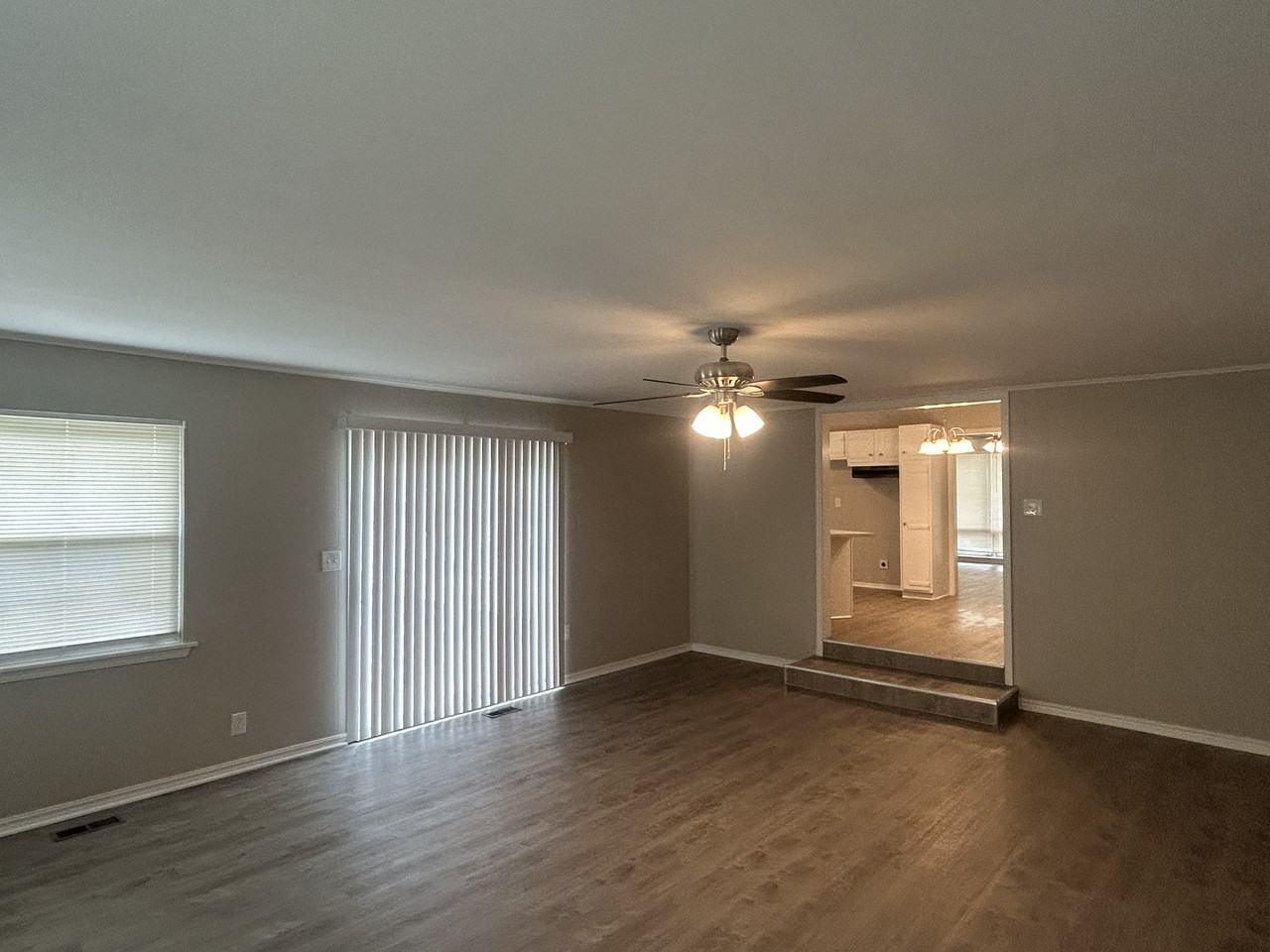 3519 S Sandusky Ave - Photo 5 of 19