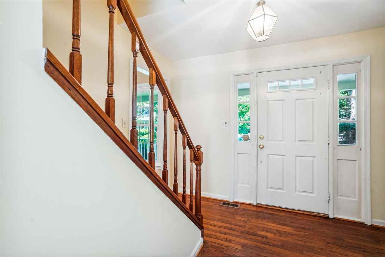 3307 Flintwood Ct - Photo 7 of 40