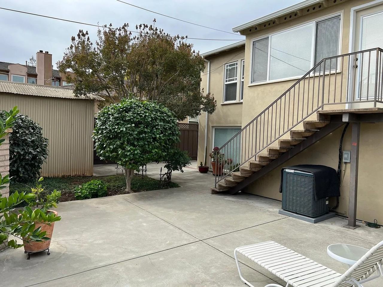 419 Tyndall St - Photo 2 of 13