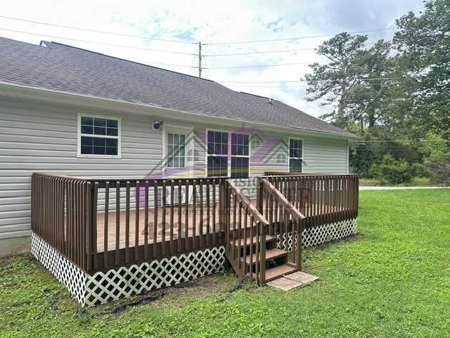 8001 Hale Rd - Photo 2 of 24