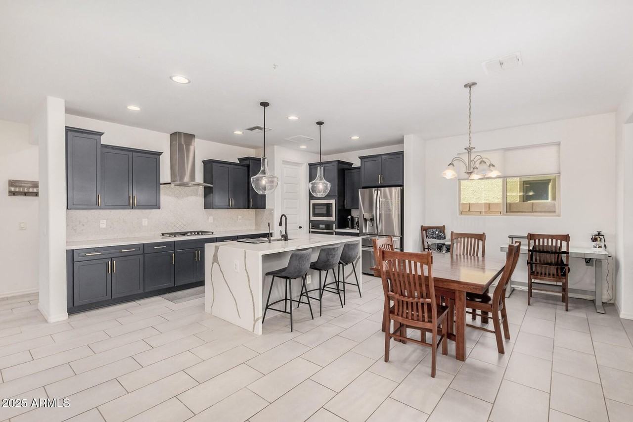 5370 W Country Garden Ln - Photo 5 of 14