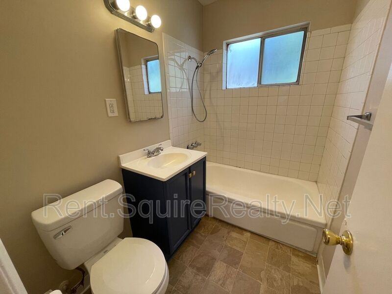 414 N San Gabriel Ave #5 - Photo 5 of 24