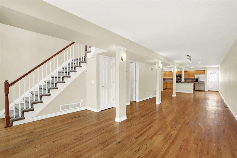 2143 S Grant St - Photo 6 of 33