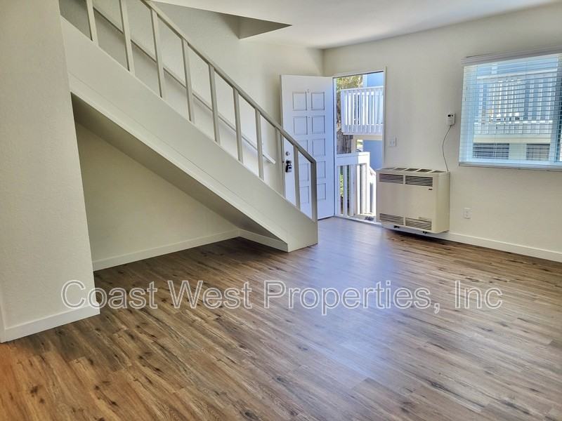 1178 Cypress Ave - Photo 3 of 14