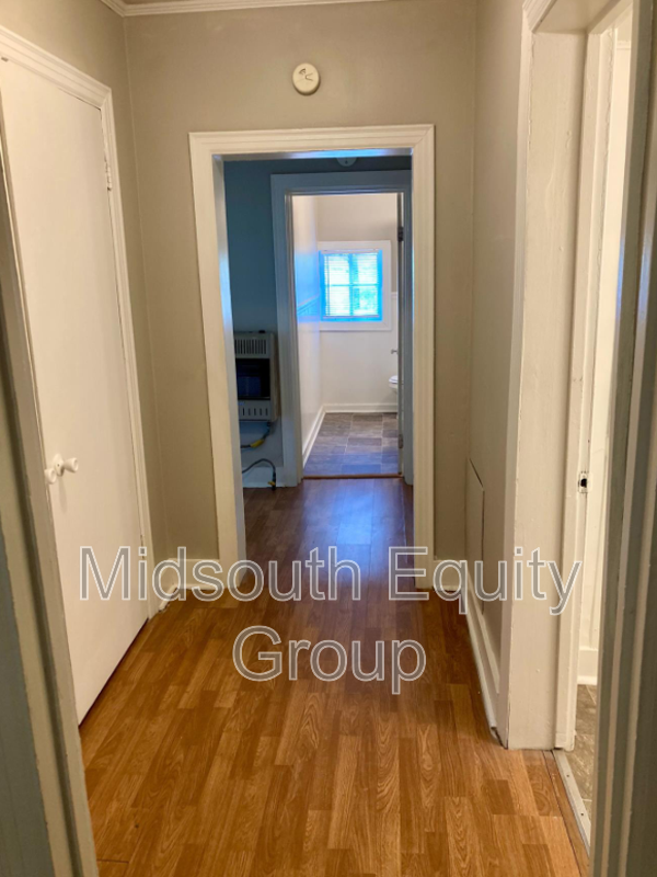 420 N Mclemore Ave - Photo 6 of 13