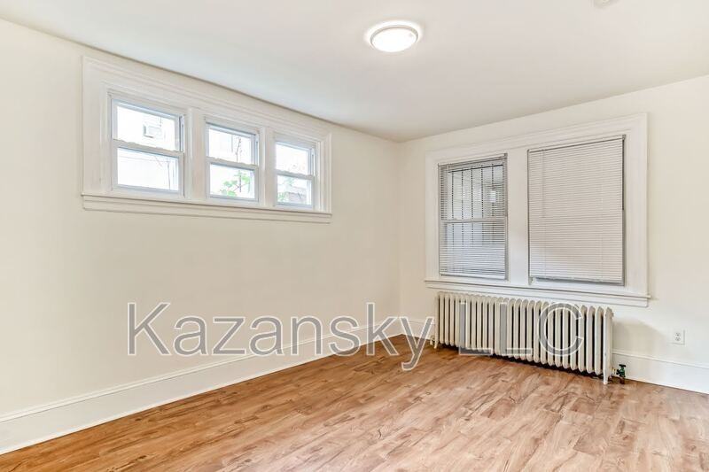 4515 N Marvine St - Photo 4 of 15