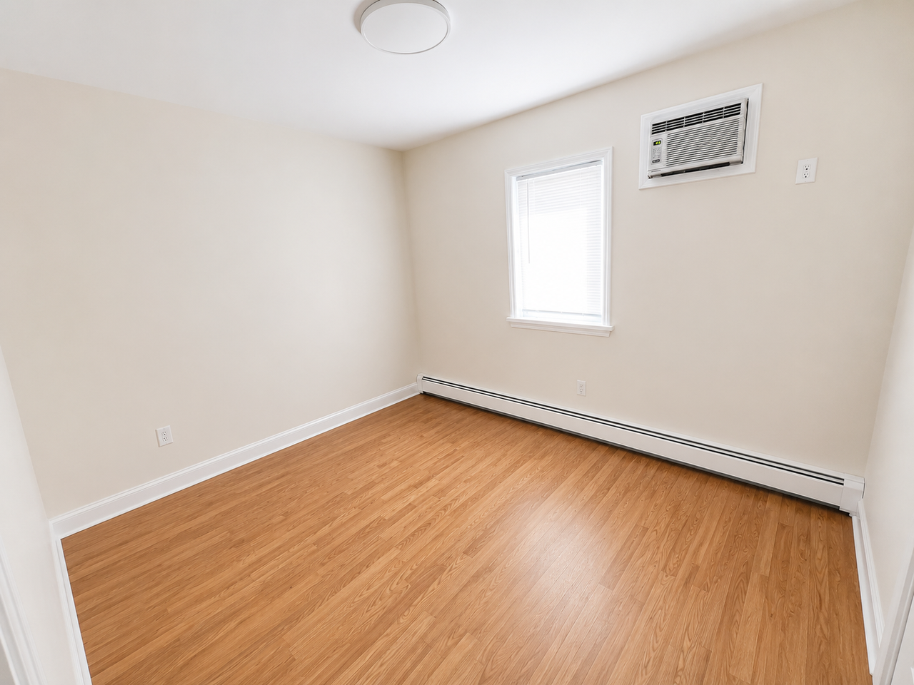 824 Jackson Avenue #2 - Photo 3 of 3