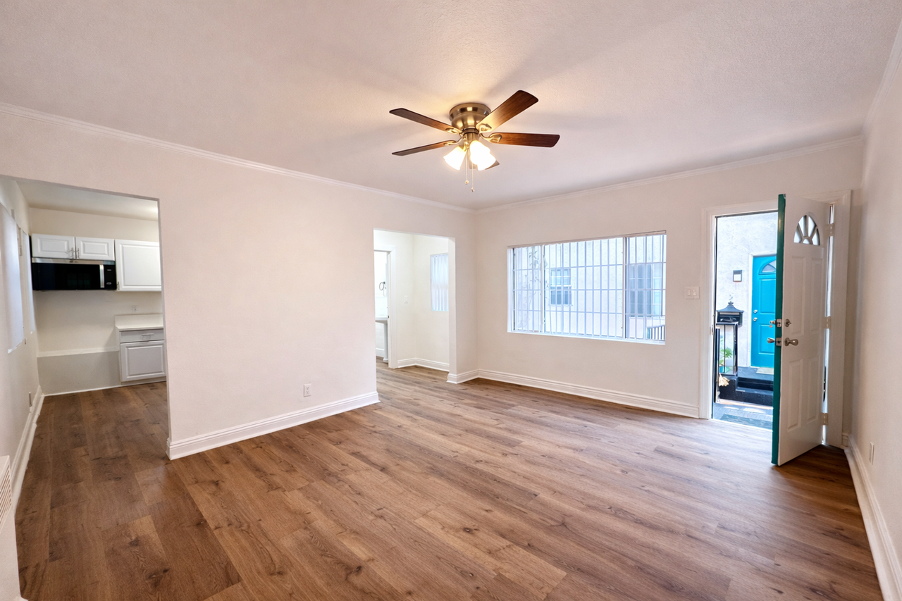 MC 1234 Berendo Properties LLC - Photo 3 of 30