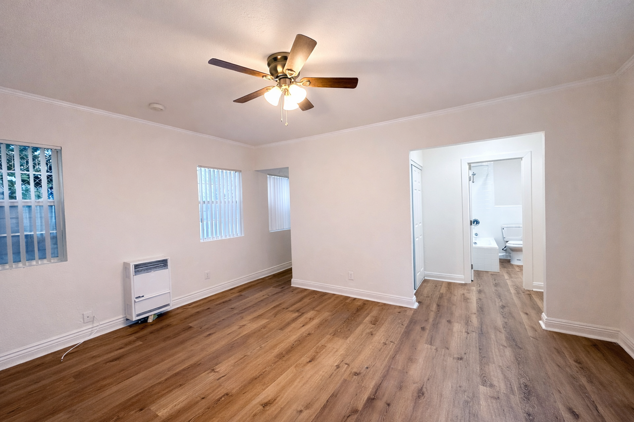 MC 1234 Berendo Properties LLC - Photo 4 of 30