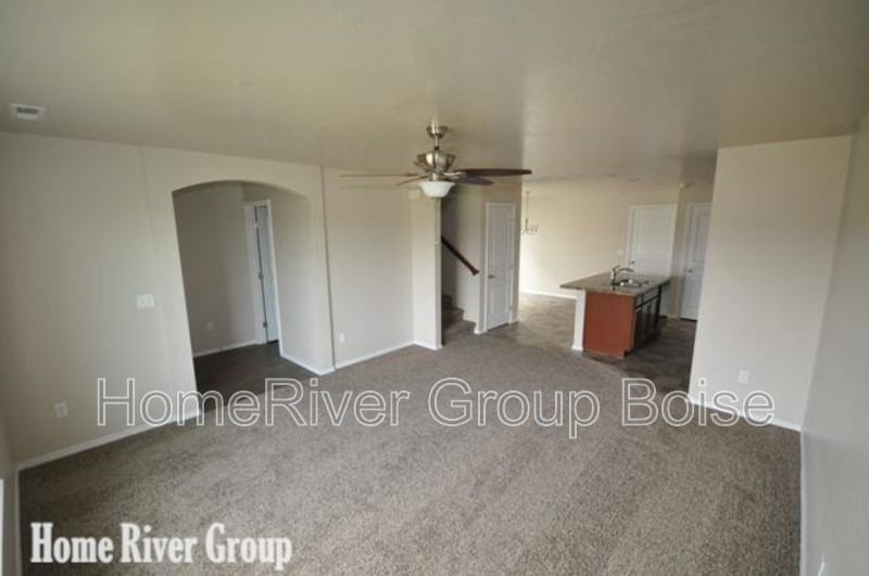 4265 S Overhill Way - Photo 7 of 22