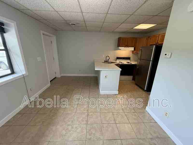 390 Erwin Hwy #3 - Photo 4 of 11