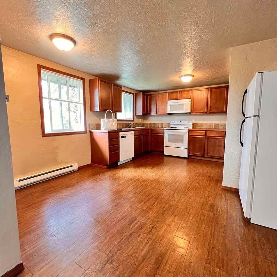 10622 E 14th Ave #A - Photo 2 of 13