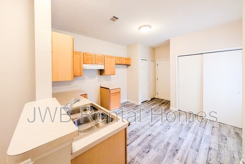 4706 Playpen Dr - Photo 4 of 17