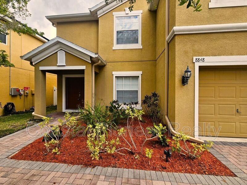 8848 Cameron Crest Dr - Photo 2 of 34