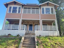 featured image of 314 1/2 Kings Hwy