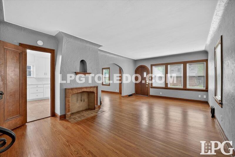 4032 Parrakeet Ave - Photo 6 of 37