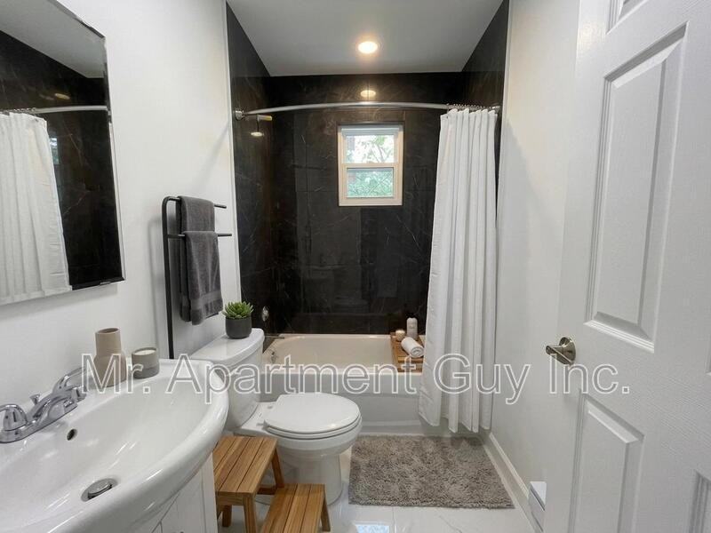 2 Balsam Ave S #14A - Photo 5 of 5