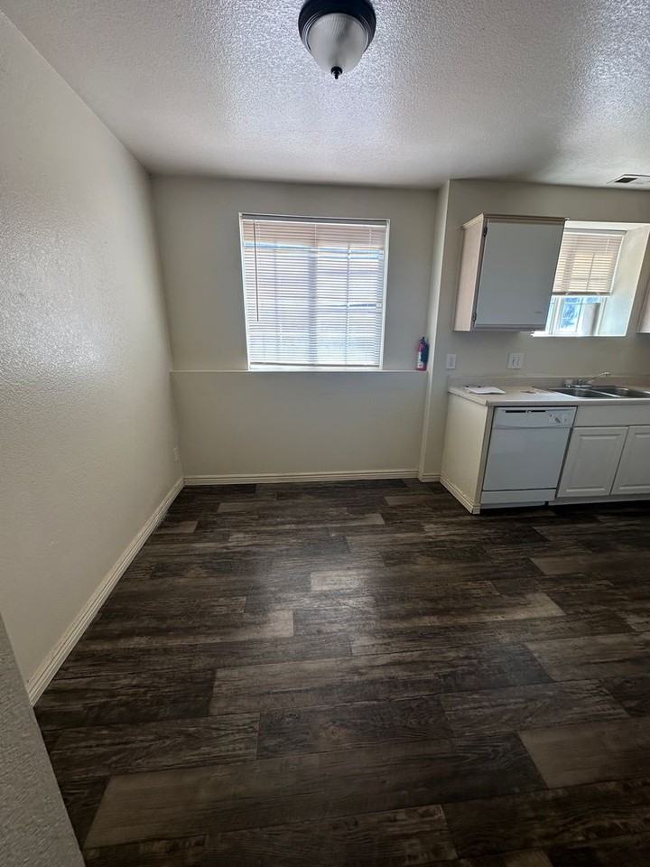1332 N 625 W #3 - Photo 5 of 17