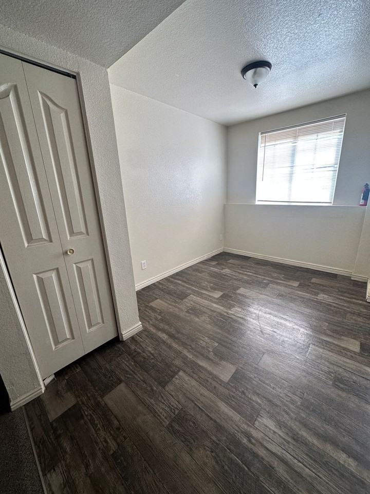 1332 N 625 W #3 - Photo 6 of 17