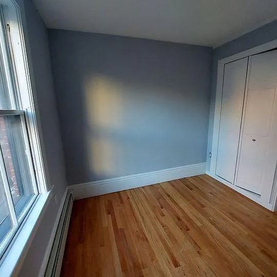 13 S Russell St #3 - Photo 4 of 6