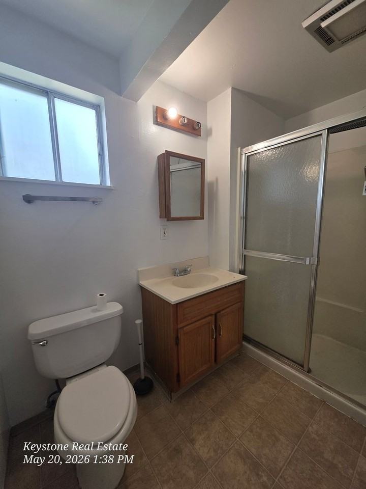 1025 1/2 Maxwell Rd - Photo 2 of 7