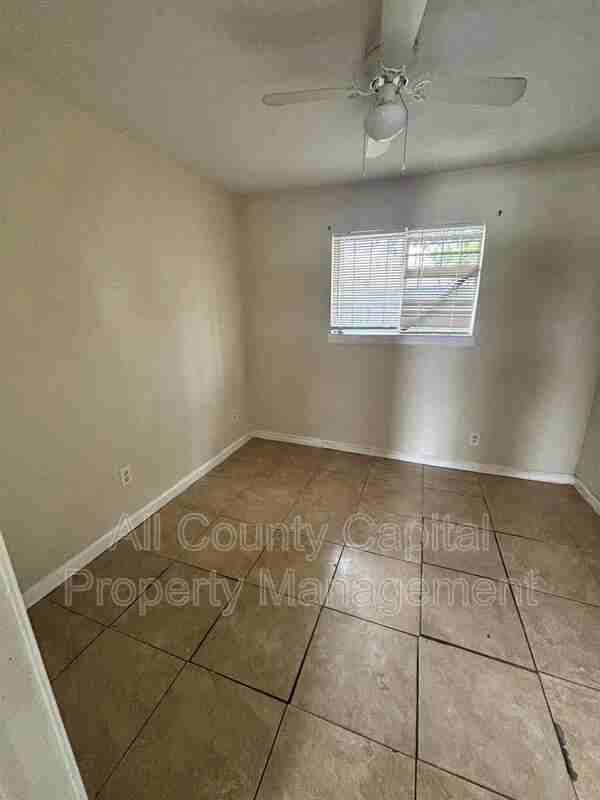 1208 Bundrant Dr - Photo 3 of 5
