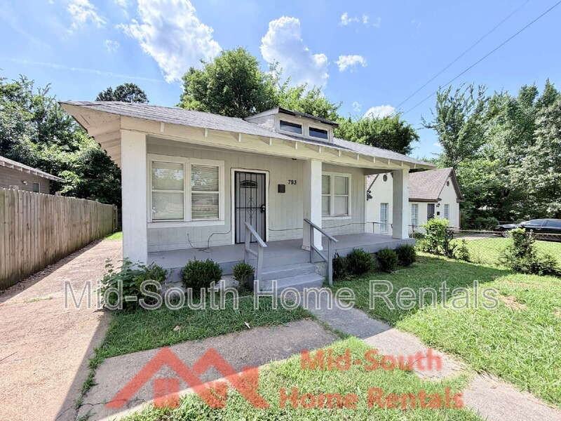 793 Inez St - Photo 4 of 17