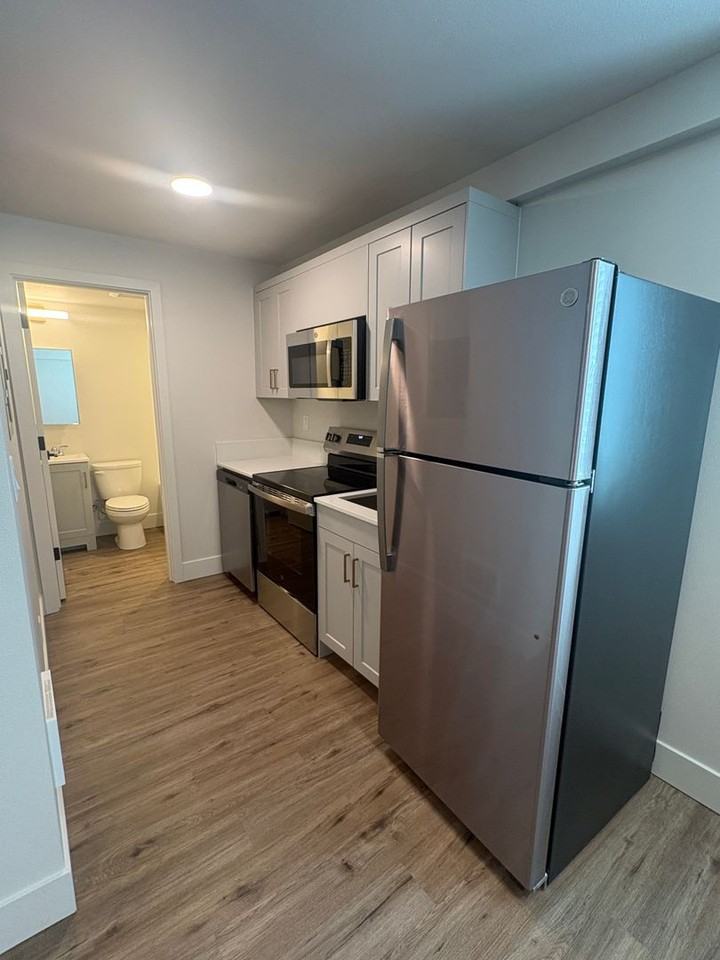 Denny Apartments - Photo 2 of 9