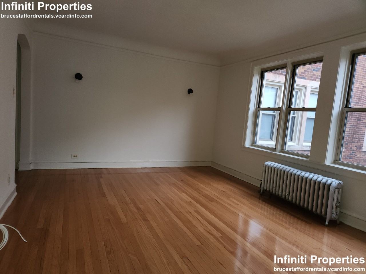 9222 S Bishop St #2A - Photo 2 of 10