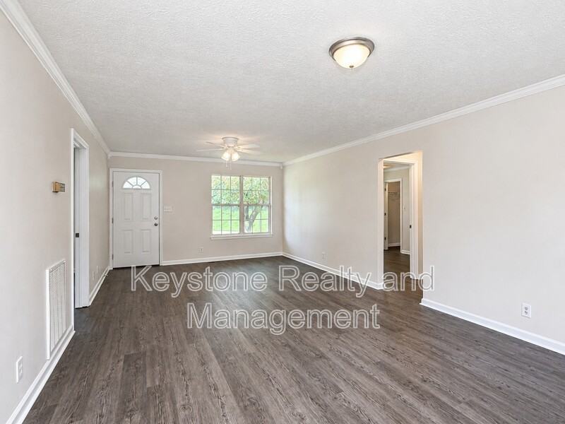 514 Hugh Hunter Rd - Photo 3 of 13