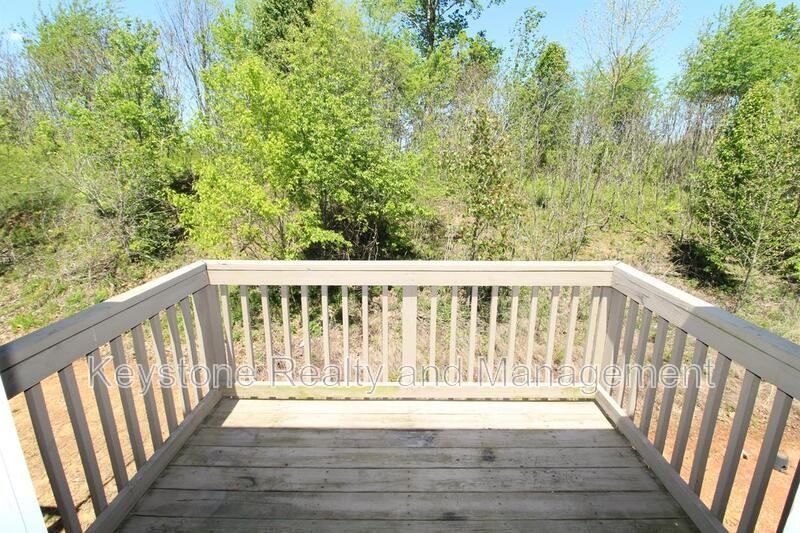 1721 Thistlewood Dr - Photo 4 of 10