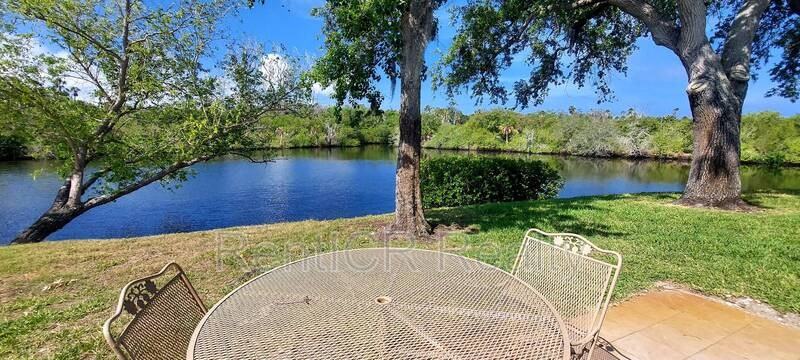 4122 Hampton Dr - Photo 3 of 8
