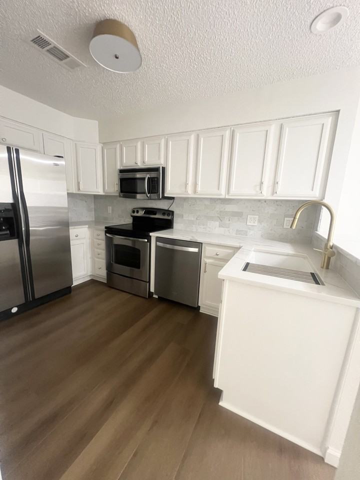 17820 Windflower Way #302 - Photo 7 of 17