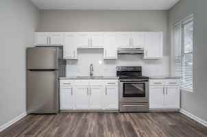 featured image of 300 Goldsboro St E
