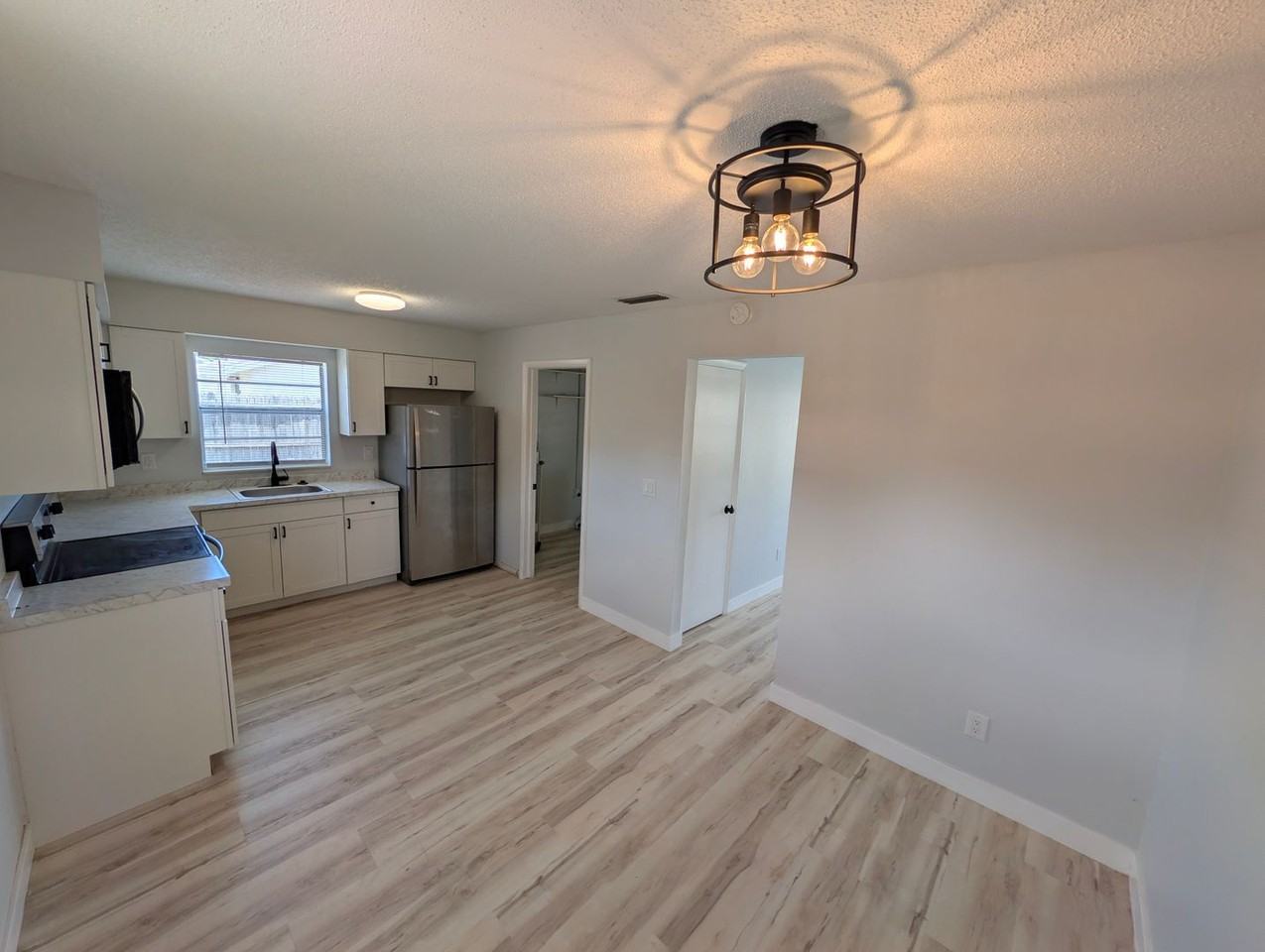 4840 Volusia Ave - Photo 7 of 23
