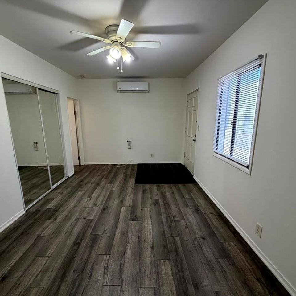 139 S Rosemead Blvd. - Photo 5 of 12