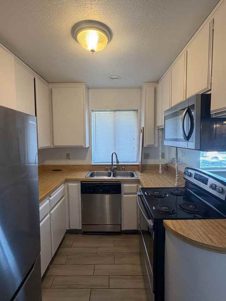 4809 Hahn Ave #24 - Photo 2 of 17