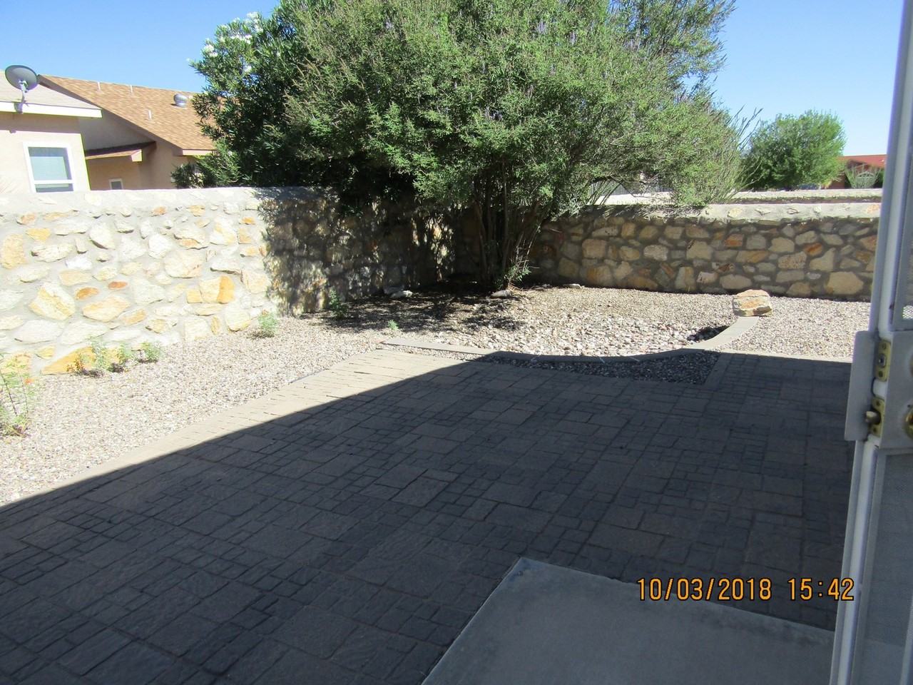 5249 Cats Eye Rd - Photo 7 of 9