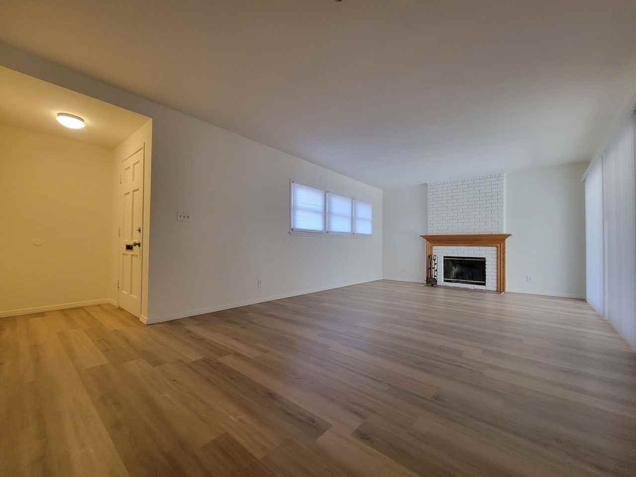 7118 Irondale Ave - Photo 2 of 22