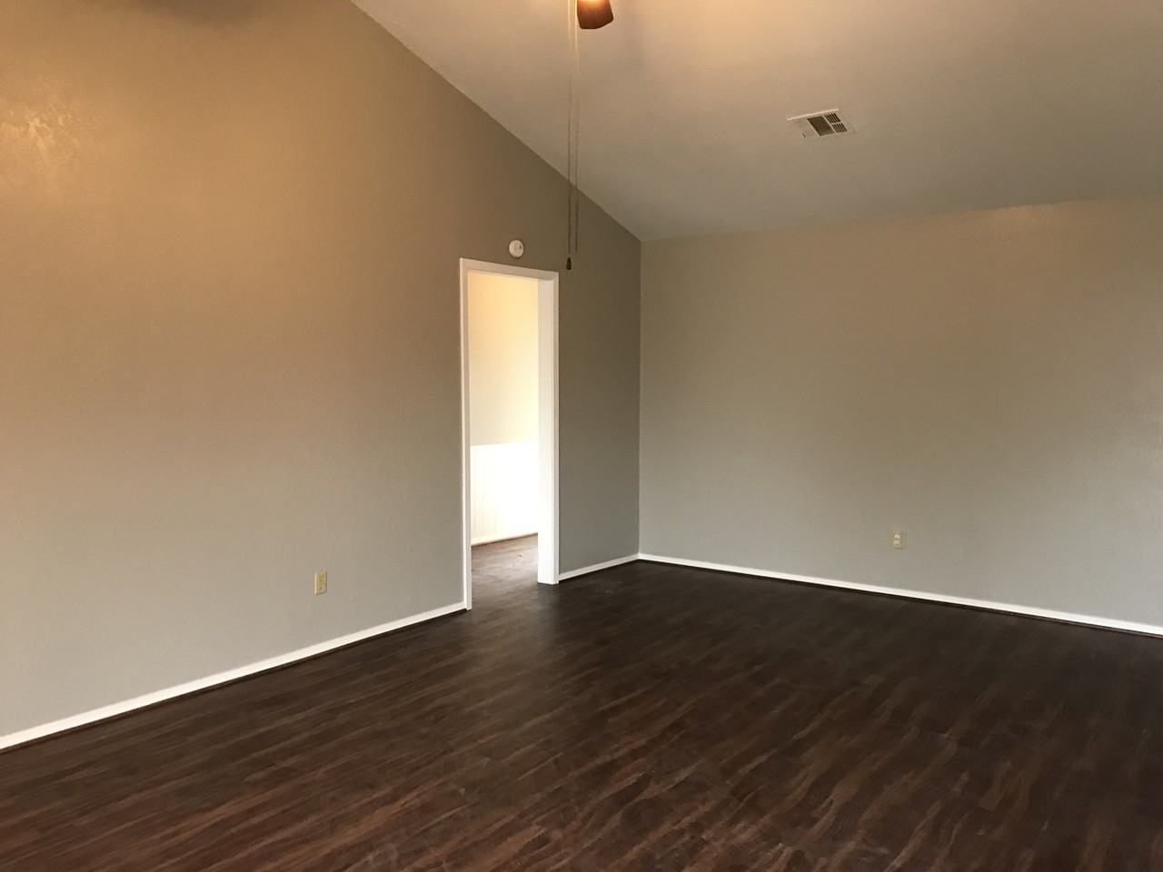 148 Bowie Ln - Photo 6 of 17