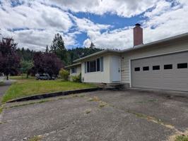 featured image of 1180 E 32nd Ave