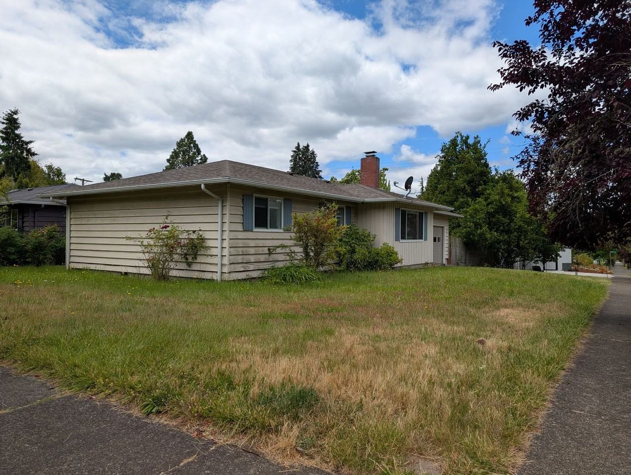 1180 E 32nd Ave - Photo 2 of 25