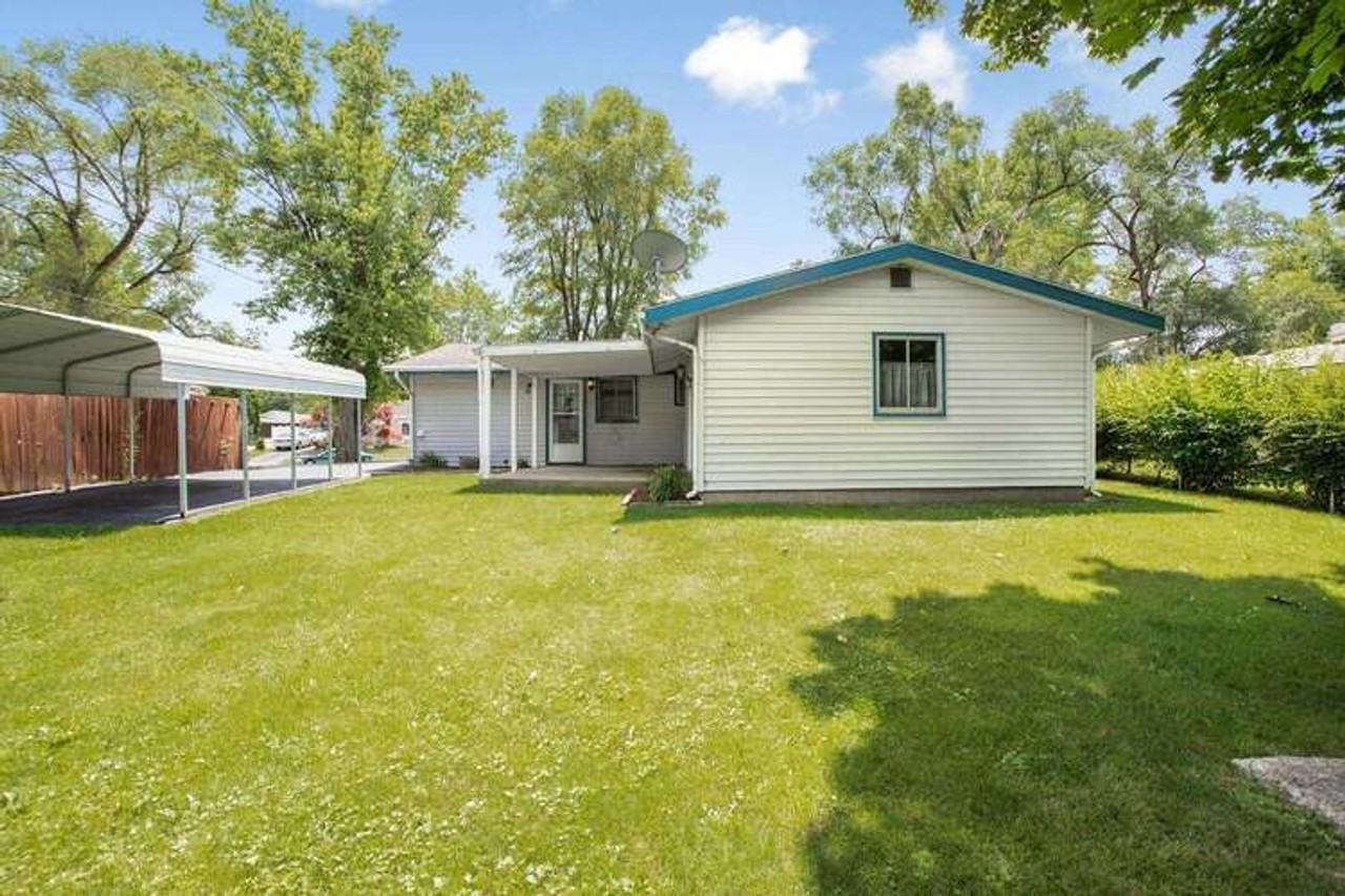 5308 Algonquin Trl - Photo 3 of 8