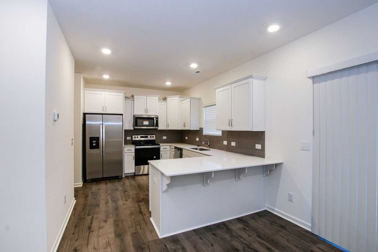 7050 Duncan Acres Dr - Photo 5 of 25