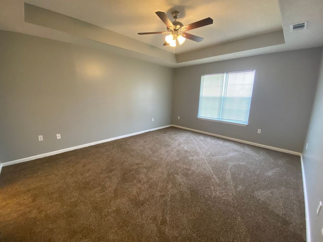 3928 Laurelbrook Dr - Photo 3 of 13