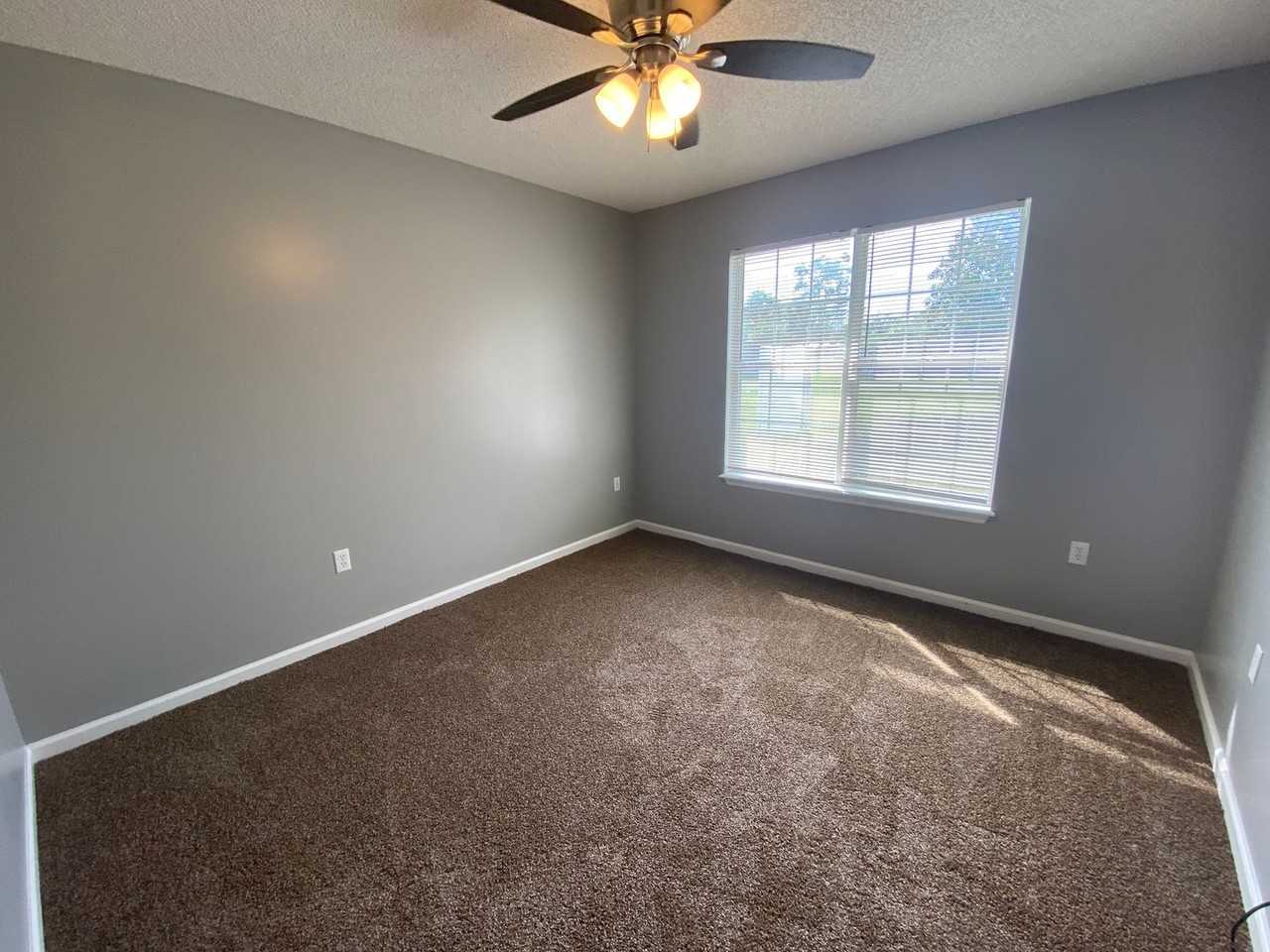 3928 Laurelbrook Dr - Photo 7 of 13
