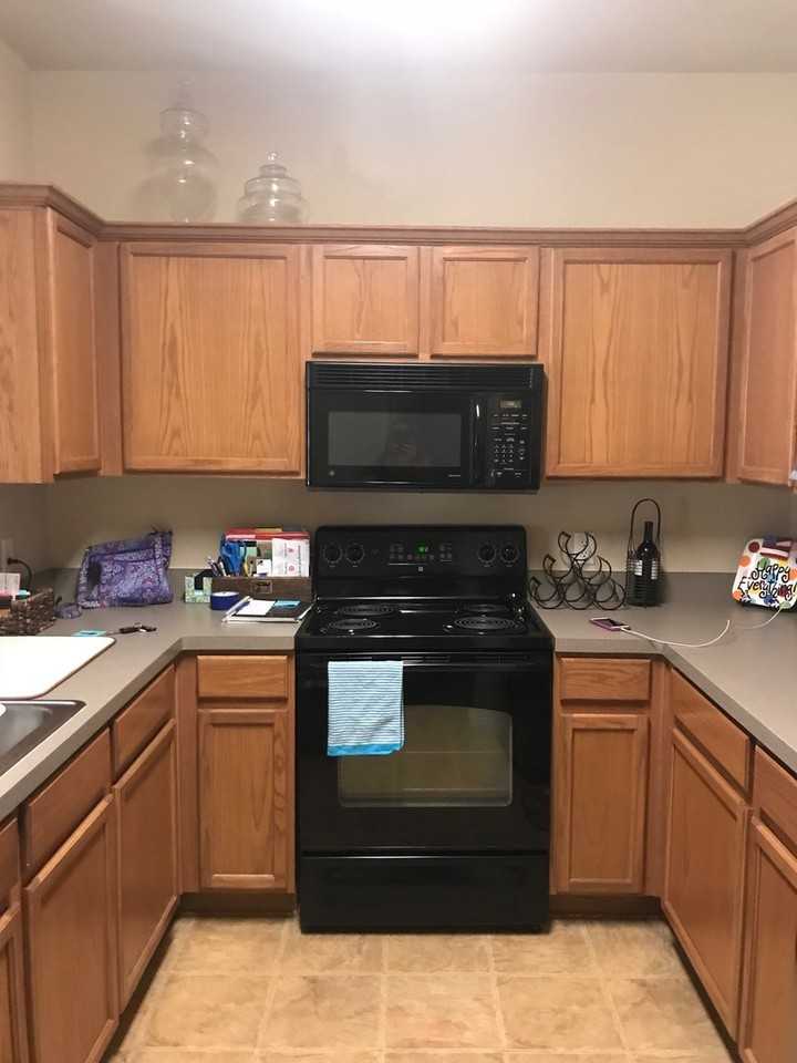 2224 Stonepark Pl - Photo 5 of 15
