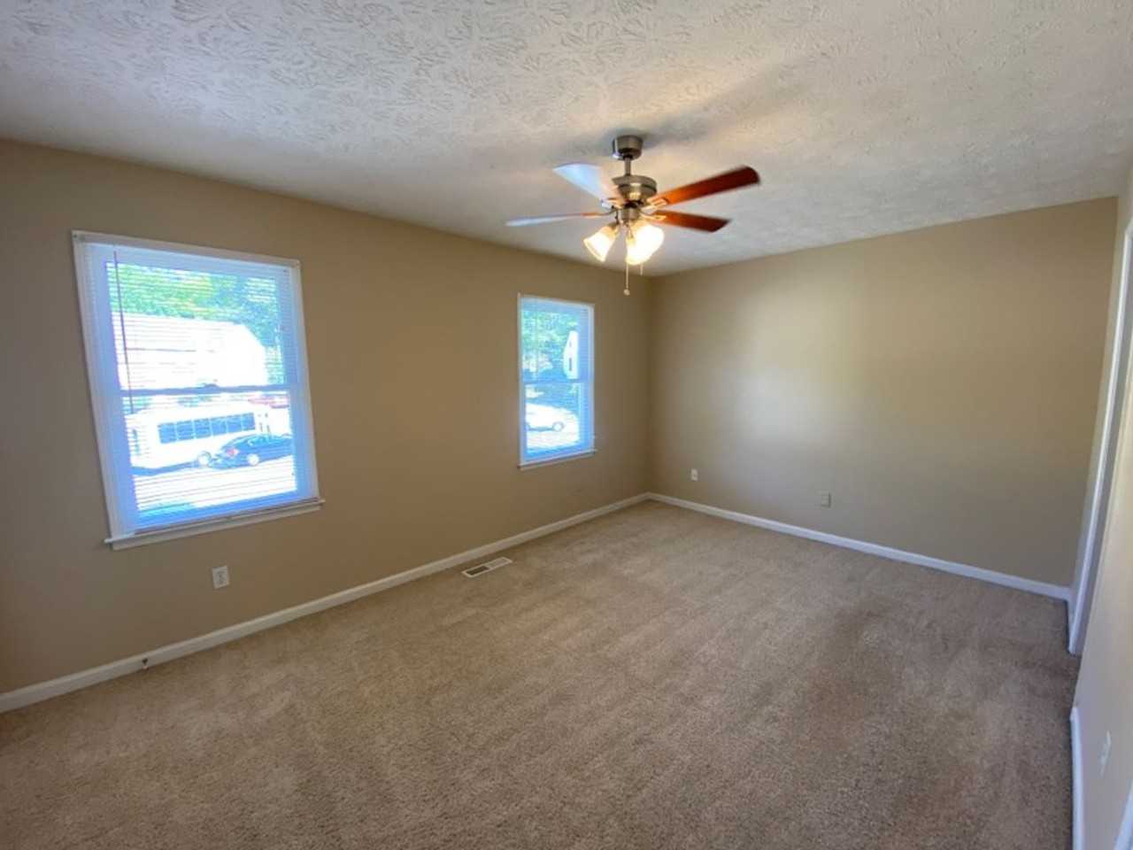 2836 New South Dr - Photo 7 of 15